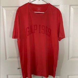 Men’s XL Gap Tee